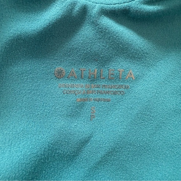 Athleta Blue Crop/Workout Tank, Built in Bra, Size S - Picture 3 of 3